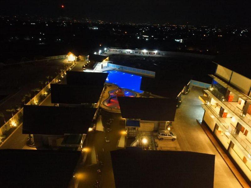 Cahaya Villa Hotel Garut Exterior foto